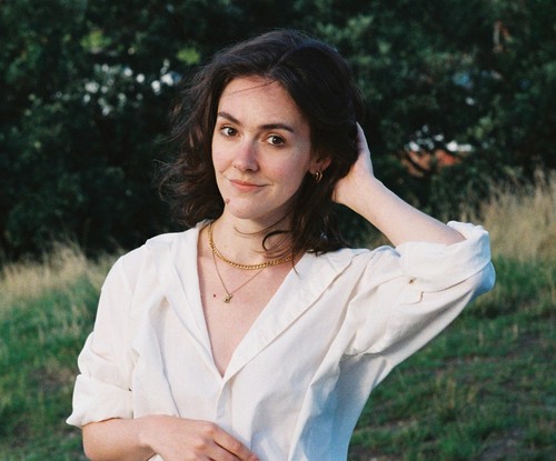 ARMFIELD Julia