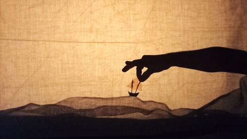  À l’ombre des voiles 